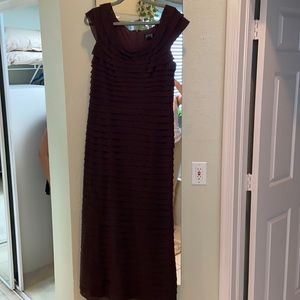Adrianna Papell Size 14 Gown